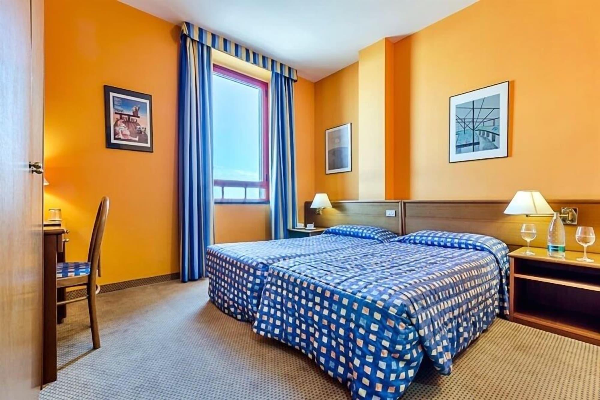 Hotel Columbus Sea 4*